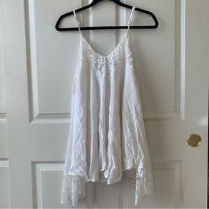 SOLD Unknown Brand White Lace Short Flowy Dress in Size Small, contains lace
